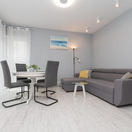 Apartament Biegusa Гливице Екстериор снимка